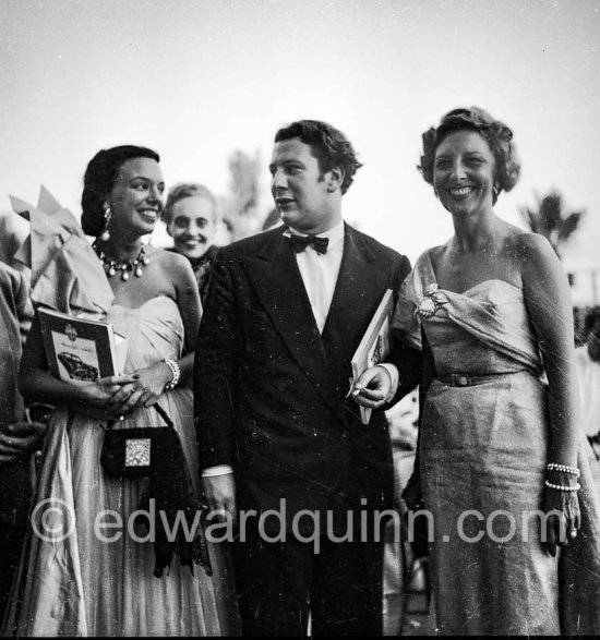 Peter Ustinov. Monte Carlo Gala - Bal des Petits Lits Blancs. Monaco 1951. - Photo by Edward Quinn