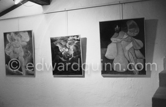 Xavier Vilató exhibition. Place and date unknown. - Photo by Edward Quinn