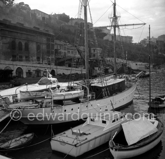 Yacht, not yet identified. Monaco 1954. - Photo by Edward Quinn