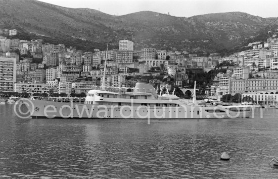 Onassis\' yacht Christina with aircraft zG-APNY Piaggio P-136L SERIES 2 C/N 242. Monaco harbor 1955. - Photo by Edward Quinn