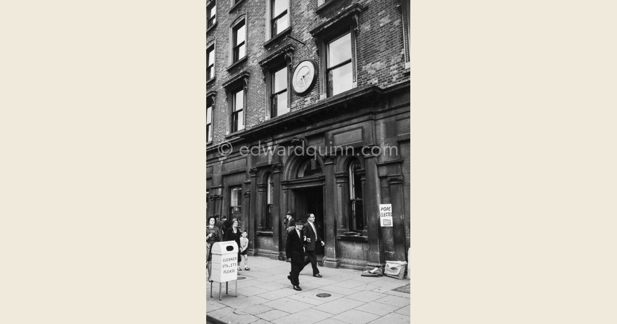 The Ballast Office Clock at Westmoreland Street. Dublin 1963. Published in Quinn, Edward. James