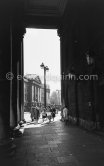 College Green. Dublin 1963. - Photo by Edward Quinn