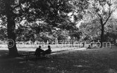 St Stephen's Green. Dublin 1963. Published in Quinn, Edward. James Joyces Dublin. Secker & Warburg, London 1974. - Photo by Edward Quinn