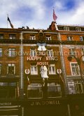 The happy ring house. O'Connell Street. Dublin 1963. - Photo by Edward Quinn