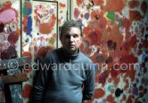 Francis Bacon at his Reece Mews studio. London 1980. - Photo by Edward Quinn