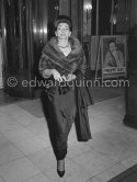 Maria Callas leaving the Gala des Rois, a charity gala for refugees organized by Prince Sadruddin Khan. Hotel de Paris, Monaco 1963. - Photo by Edward Quinn