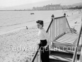 Fashion model. Cannes 1956 - Photo by Edward Quinn