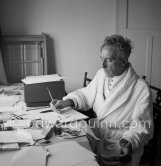 Jean Cocteau at Villa Santo Sospir, working on ink drawing "Souvenirs de Jean Cocteau". Saint-Jean-Cap-Ferrat 1952. - Photo by Edward Quinn