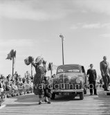 Concours d’Elégance Automobile. N° 76 Austin A of Mrs. Daisy Speranza-Wins, tennis champion, won Prix d'honneur hors concours. Cannes 1951. - Photo by Edward Quinn