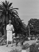 Concours d’élégance, Cannes 1954. - Photo by Edward Quinn
