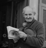 Actor, director and scenic designer Edward Gordon Craig. Villa Chapignac, Vence 1952. - Photo by Edward Quinn