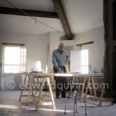 Max Ernst working on the painting "Schwalbennest" ("Un nid d'hirondelle", "A Swallow's Nest") 1966. Seillans 1966. - Photo by Edward Quinn