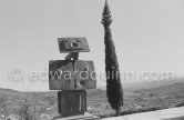 "An Anxious Friend" in the garden of the second house of Max Ernst and Dorothea Tanning in Seillans 1975. - Photo by Edward Quinn
