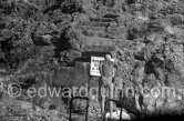 "Paparazzo photo": Greta Garbo at the swimming place of Villa The Rock. Cap d’Ail 1959. - Photo by Edward Quinn