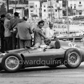Fangio in Peter Collins' Lancia D 50 (26). Monaco Grand Prix 1956. - Photo by Edward Quinn