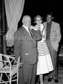 Always ready to perform, Alfred Hitchcock presents Grace Kelly and Cary Grant, the two stars of his film "To Catch A Thief", who obviously enjoy this introduction. Cannes 1954. - Photo by Edward Quinn