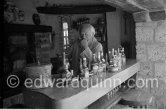 Curd Jürgens, La Vieille Bastide, Saint-Paul-de-Vence 1978. - Photo by Edward Quinn