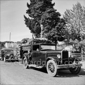 Funeral of Moise Kisling, Sanary-sur-Mer, Var, Provence-Alpes-Côte d'Azur 1953. - Photo by Edward Quinn