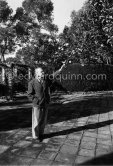 Somerset Maugham at his Villa Mauresque. Saint-Jean-Cap-Ferrat 1962. - Photo by Edward Quinn