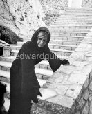 Melina Mercouri. During filming of TV documentary "Melina Mercouri's Greece",  directed by Cliff Owen. Lycabettus, Athens 1965. - Photo by Edward Quinn