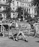 Promenade des Anglais, Hotel Luxembourg. Nice 1952 - Photo by Edward Quinn