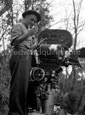 Max Ophüls during filming of "Lola Montès". Nice 1955. - Photo by Edward Quinn