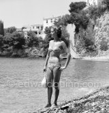 Gisèle Pascal, former girl friend of Prince Rainier, during filming of "Les lumières d’en face". Near Nice 1955. - Photo by Edward Quinn