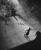 Edith Piaf performing on the stage of the Sporting d'Ete, Monte Carlo 1959. - Photo by Edward Quinn