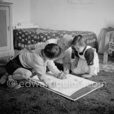 Drawing lesson given by Pablo Picasso to his children Claude Picasso and Paloma Picasso. La Galloise, Vallauris 16.4.1953. - Photo by Edward Quinn