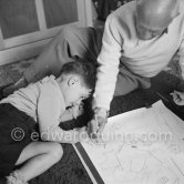 Drawing lesson given by Pablo Picasso to his children Claude Picasso and Paloma Picasso. La Galloise, Vallauris 16.4.1953. - Photo by Edward Quinn
