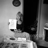 A young art student, Sylvette David, was chosen by Pablo Picasso as model in 1954. for a series of paintings and drawings. Vallauris 1954. - Photo by Edward Quinn