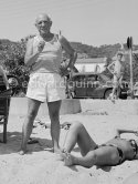 Pablo Picasso at the beach. Golfe-Juan 1954. - Photo by Edward Quinn