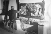 Pablo Picasso portrays a stage in the bullfight when the bullfighter is caught by the horns of the bull. During filming of "Le mystère Picasso". Nice, Studios de la Victorine, 1955. - Photo by Edward Quinn