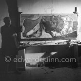 Pablo Picasso portrays a stage in the bullfight when the bullfighter is caught by the horns of the bull. During filming of "Le mystère Picasso". Nice, Studios de la Victorine, 1955. - Photo by Edward Quinn