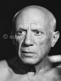 Pablo Picasso during filming of "Le mystère Picasso". Nice, Studios de la Victorine, 1955. - Photo by Edward Quinn
