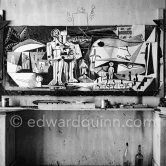 The making of "La plage à la Garoupe I" for the film "Le mystère Picasso". Nice, Studios de la Victorine, 1955. - Photo by Edward Quinn