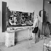 Pablo Picasso painting "La plage à la Garoupe I" for the film "Le mystère Picasso". Nice, Studios de la Victorine, 1955. - Photo by Edward Quinn