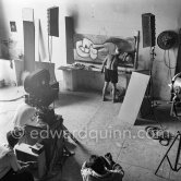 Pablo Picasso during filming of "Le mystère Picasso", documentary. Nice, Studios de la Victorine, 1955. - Photo by Edward Quinn
