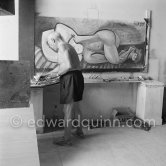 Pablo Picasso at work during filming of "Le mystère Picasso", documentary. Nice, Studios de la Victorine, 1955. - Photo by Edward Quinn