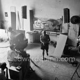 During filming of "Le mystère Picasso”, documentary by Henri-Georges Clouzot. Nice, Studios de la Victorine, 1955. - Photo by Edward Quinn