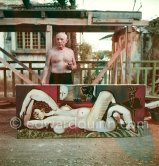 Pablo Picasso during filming of "Le mystère Picasso". Nice, Studios de la Victorine, 1955. - Photo by Edward Quinn