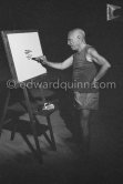 Pablo Picasso at work during filming of "Le mystère Picasso". Nice, Studios de la Victorine, 1955. - Photo by Edward Quinn