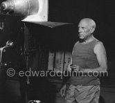 Pablo Picasso during filming of "Le mystère Picasso", Nice, Studios de la Victorine 1955. - Photo by Edward Quinn