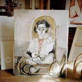 "Jacqueline assise dans un rocking-chair". La Californie, Cannes 1956. - Photo by Edward Quinn