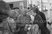 Jacqueline and Pablo Picasso pick up friends. Pablo Picasso and Louise Leiris, Elie Lascaux. Nice Airport 1960. - Photo by Edward Quinn