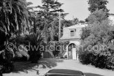The gatehouse of La Californie. With Lump. Today: Pavillon de Flore, 22 Avenue de Coste Belle. La Californie, Cannes 1960. - Photo by Edward Quinn