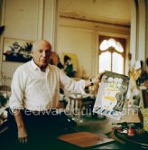 Pablo Picasso with gouache made with Caran d'Ache wax oil pastels and water color. Pablo Picasso always liked surprises and in his work he encouraged unpredictable outcomes. La Californie, Cannes 1961. - Photo by Edward Quinn