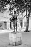 Pablo Picasso sculpture "L’homme au mouton". Place Paul Isnard, Vallauris 1962 - Photo by Edward Quinn