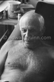 Pablo Picasso with a Ripolin color can behid him. La Californie, Cannes 1961. - Photo by Edward Quinn