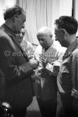 The painter Manfredo Borsi, Brassaï, Pablo Picasso and André Verdet. Opening of exhibition "Images de Jacques Prévert", Château Grimaldi, Antibes, 6.8.1963. - Photo by Edward Quinn